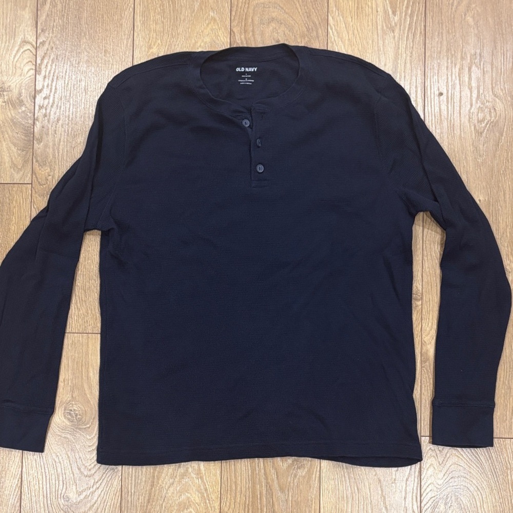 Old Navy Men's Navy Long Sleeve Henley